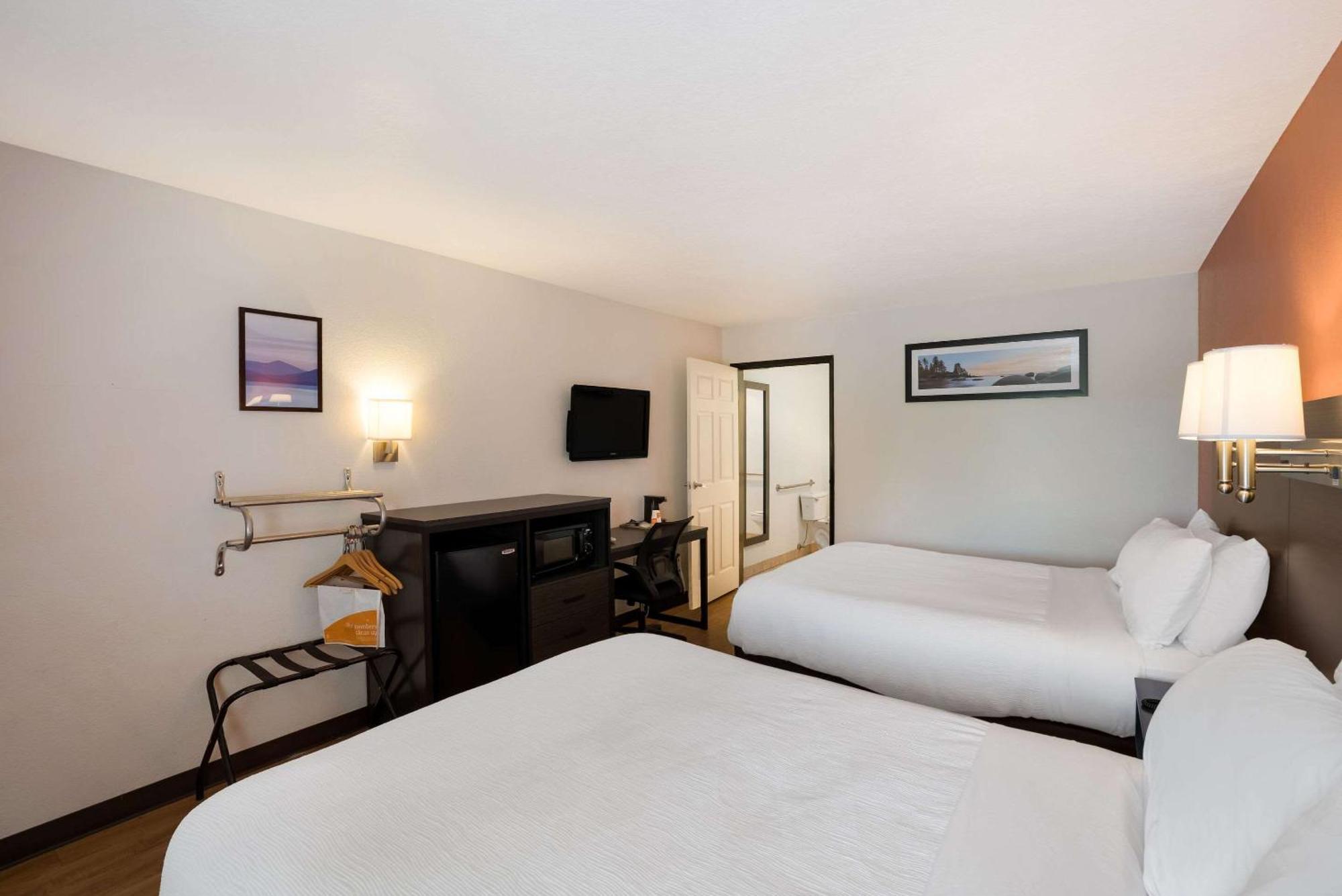 Quality Inn & Suites Junction Εξωτερικό φωτογραφία