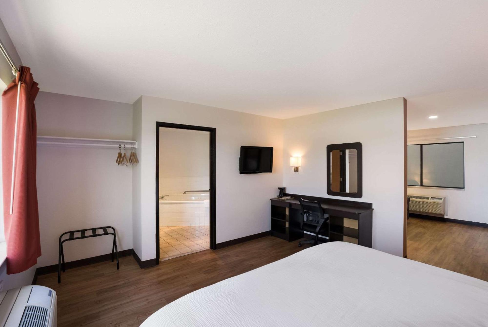 Quality Inn & Suites Junction Εξωτερικό φωτογραφία