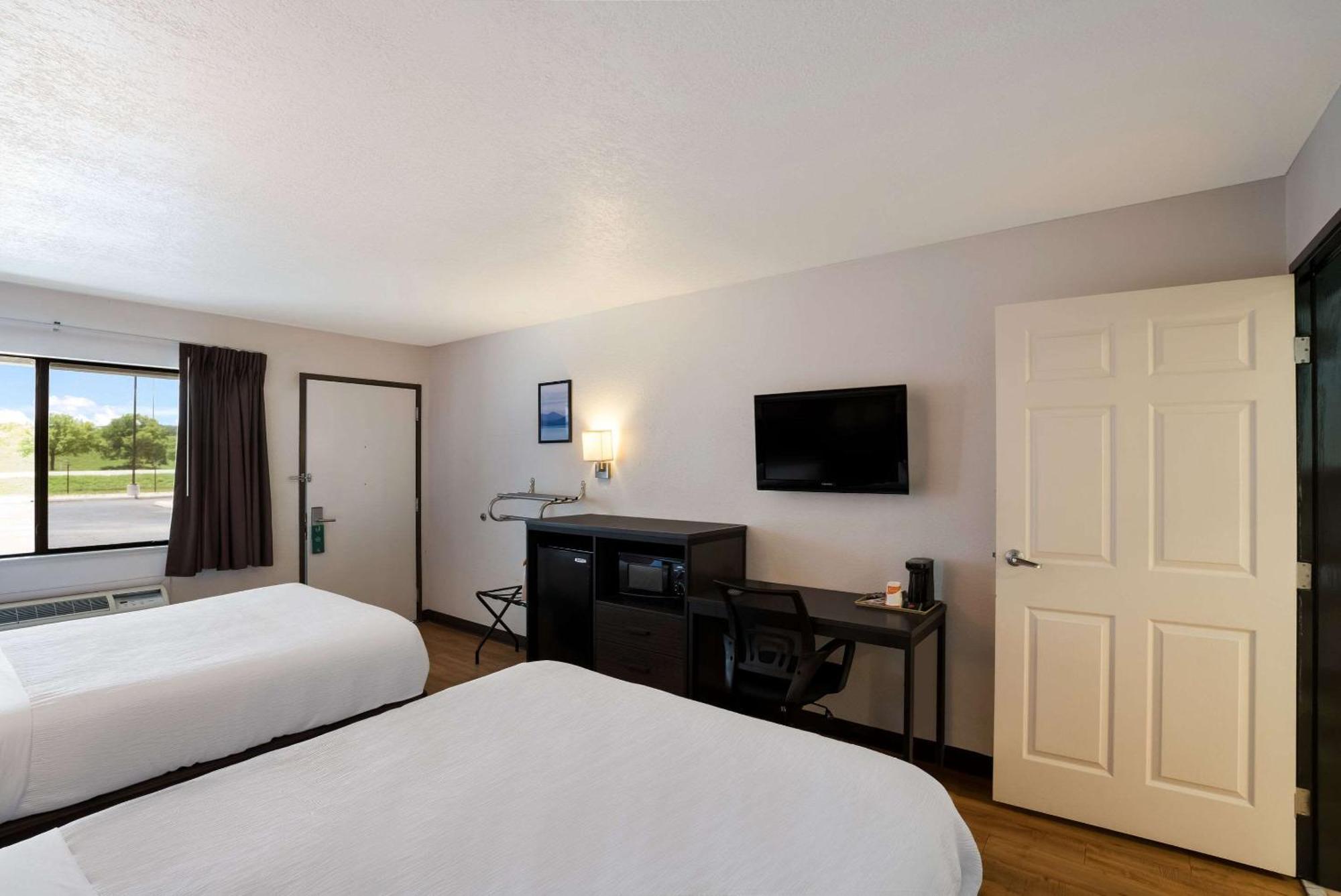 Quality Inn & Suites Junction Εξωτερικό φωτογραφία