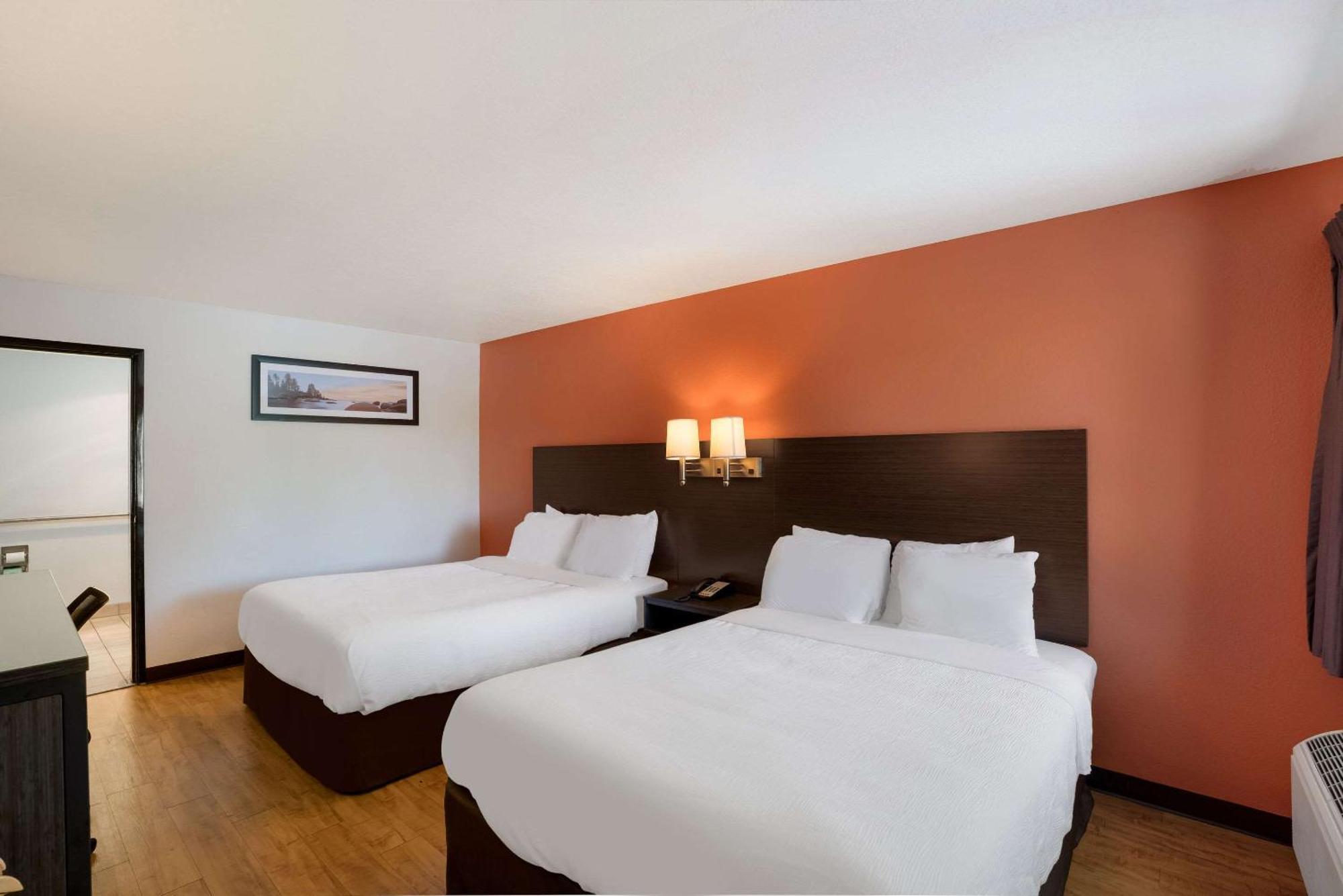 Quality Inn & Suites Junction Εξωτερικό φωτογραφία